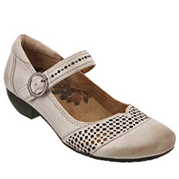 taos getaway shoes